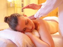 Wellness: Massage z​um Relaxen